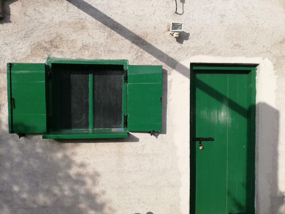 Spacious Family Apartment With Parking In The Shade And Barbecue House Sibenik Exterior photo